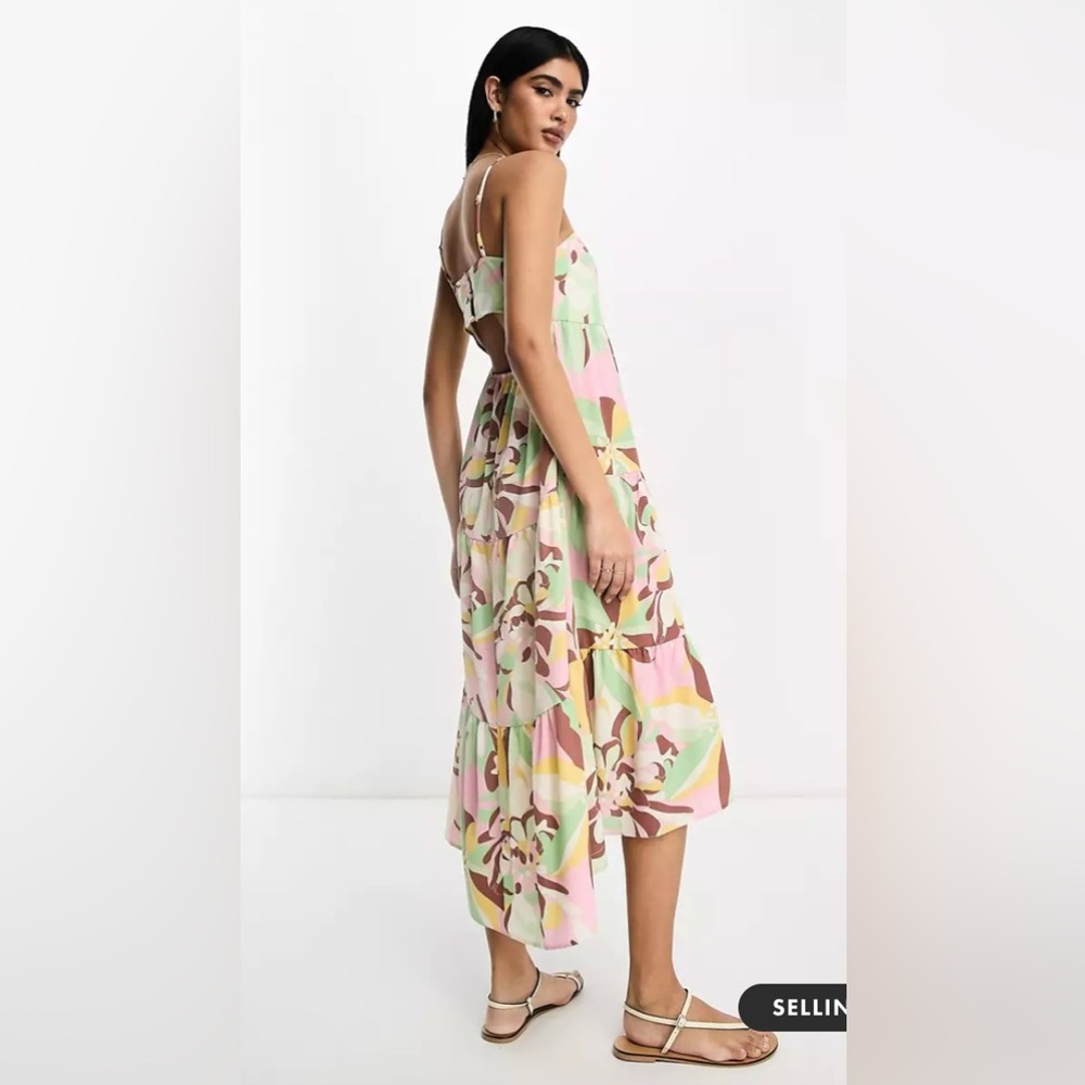 ASOS tall funky floral print dress, worn once! Super cute and flattering.